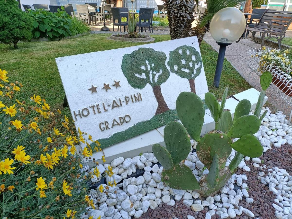 Hotel Ai Pini Grado Exterior photo