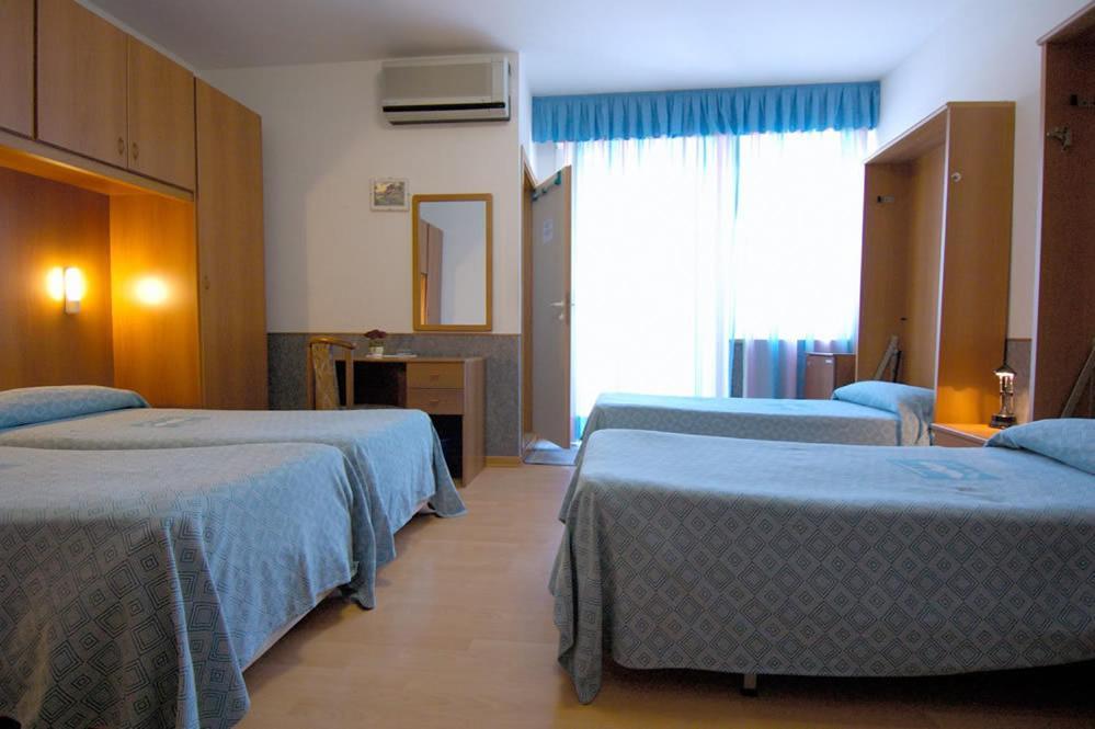 Hotel Ai Pini Grado Room photo